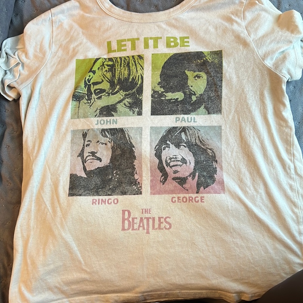 beatles t-shirt